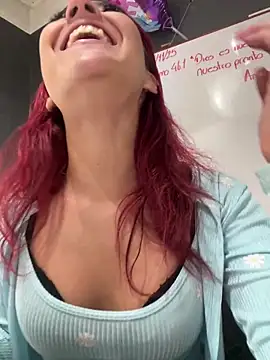 Snapshot of JuliethaDemon_ chatting on November 24, 1:22 pm JuliethaDemon online show from November 24, 1:22 pm