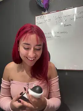 Snapshot of JuliethaDemon_ chatting on December 18, 1:17 pm JuliethaDemon online show from December 18, 1:17 pm