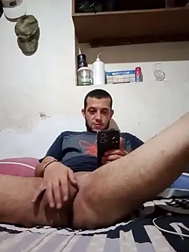 Snapshot of sebastiansebolla chatting on June 12, 8:57 am sebastiansebolla online show from June 12, 8:57 am