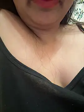 Snapshot of annanya01 chatting on May 2, 4:01 pm annanya01 online show from May 2, 4:01 pm