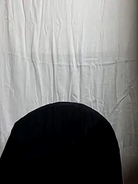 Snapshot of Diyab chatting on October 15, 5:02 pm Diyab online show from October 15, 5:02 pm