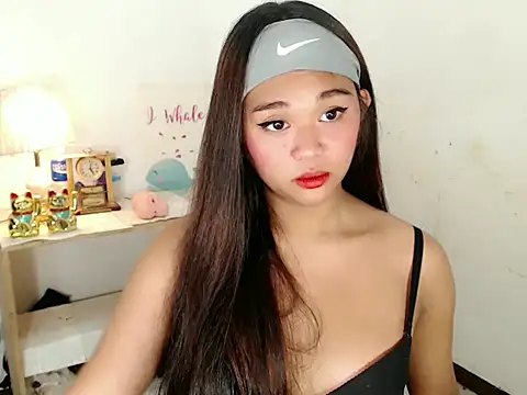 Snapshot of Malia_cummer chatting on October 16, 11:00 am Malia cummer online show from October 16, 11:00 am