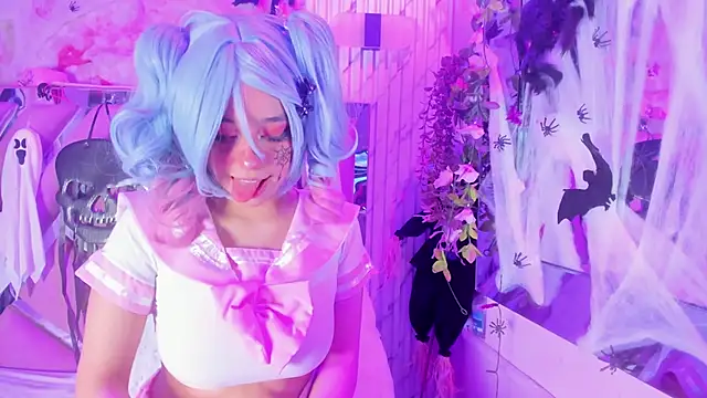 Akane Hikari  online show from October 19, 5:30 am