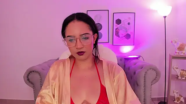 Sharon breezee online show from December 4, 4:55 am