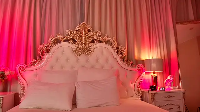 MeganStrain online show from December 20, 3:13 am