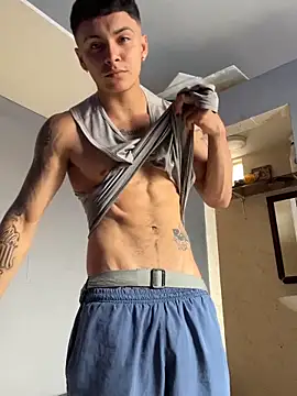 Leo santoro online show from September 27, 3:06 pm