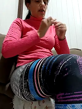 Snapshot of cicinha3657 chatting on May 10, 4:17 am cicinha3657 online show from May 10, 4:17 am