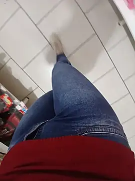 Snapshot of cicinha3657 chatting on June 12, 5:34 pm cicinha3657 online show from June 12, 5:34 pm