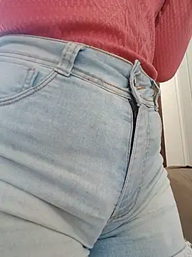 Snapshot of cicinha3657 chatting on June 25, 5:17 pm cicinha3657 online show from June 25, 5:17 pm