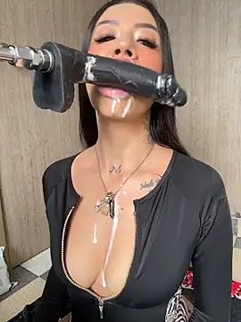 Snapshot of ValentinaBianchi chatting on June 18, 6:01 pm ValentinaBianchi online show from June 18, 6:01 pm