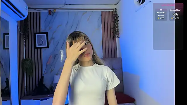 Vanessa Jenner online show from May 26, 2:29 am