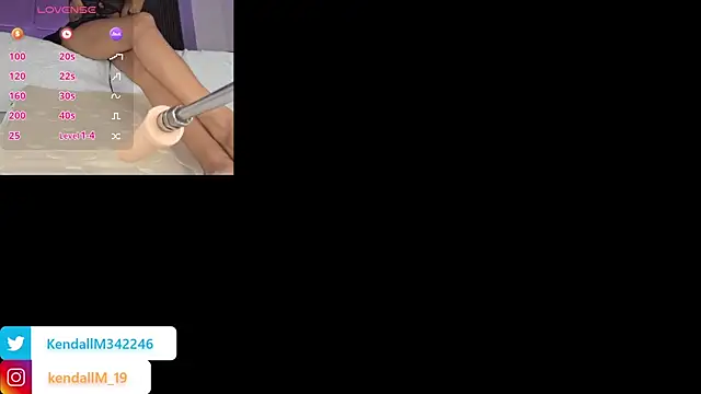 Snapshot of _Kendall_19 chatting on June 8, 8:20 pm Kendall 19 online show from June 8, 8:20 pm