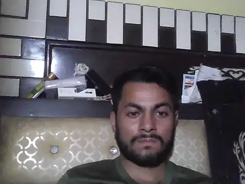 Snapshot of ursdreamperson chatting on October 9, 10:35 am ursdreamperson online show from October 9, 10:35 am