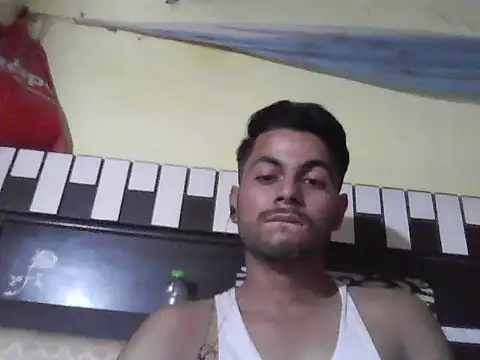 Snapshot of ursdreamperson chatting on October 20, 6:36 am ursdreamperson online show from October 20, 6:36 am