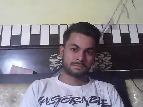 Snapshot of ursdreamperson chatting on October 31, 8:59 am ursdreamperson online show from October 31, 8:59 am