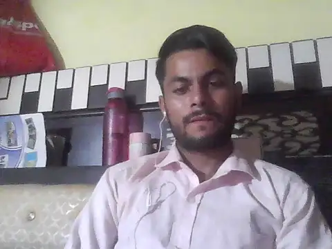 Snapshot of ursdreamperson chatting on November 1, 9:11 am ursdreamperson online show from November 1, 9:11 am