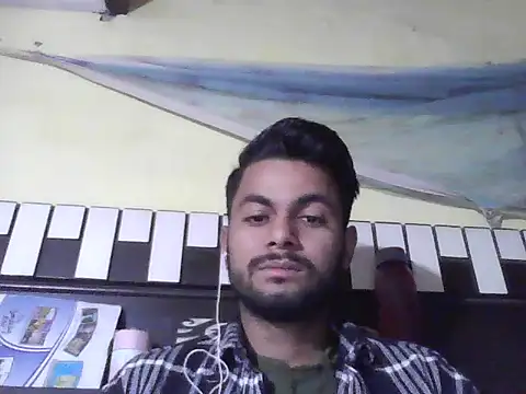 Snapshot of ursdreamperson chatting on November 6, 2:23 am ursdreamperson online show from November 6, 2:23 am