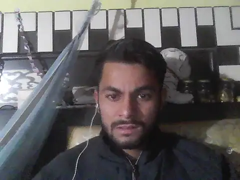 Snapshot of ursdreamperson chatting on November 11, 3:28 am ursdreamperson online show from November 11, 3:28 am