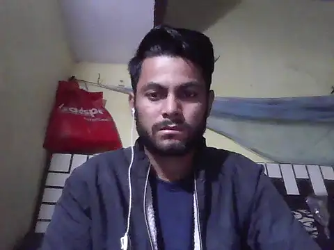 Snapshot of ursdreamperson chatting on November 20, 2:45 am ursdreamperson online show from November 20, 2:45 am