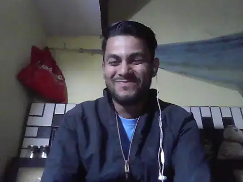 Snapshot of ursdreamperson chatting on December 2, 4:51 am ursdreamperson online show from December 2, 4:51 am