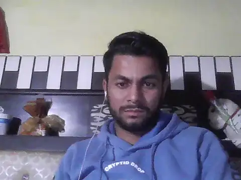 Snapshot of ursdreamperson chatting on December 15, 4:00 pm ursdreamperson online show from December 15, 4:00 pm