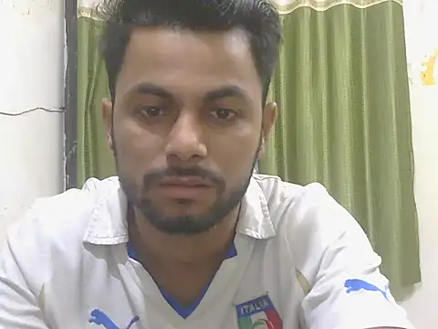 Snapshot of ursdreamperson chatting on June 9, 1:56 pm ursdreamperson online show from June 9, 1:56 pm
