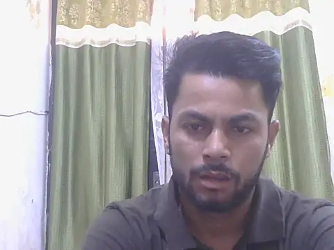Snapshot of ursdreamperson chatting on June 11, 1:05 am ursdreamperson online show from June 11, 1:05 am