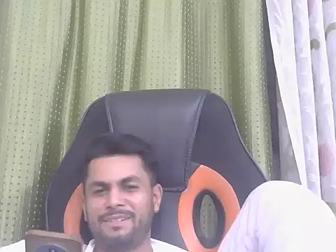 ursdreamperson online show from July 26, 2:35 pm