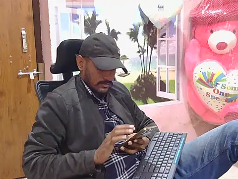 krishjaat43 online show from December 21, 8:05 pm