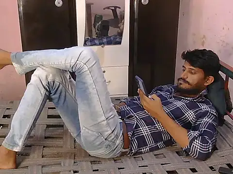 krishjaat43 online show from June 11, 5:16 am