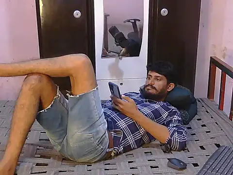 krishjaat43 online show from June 14, 8:11 pm
