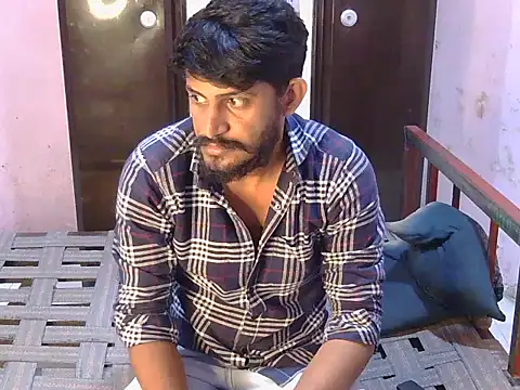 Snapshot of krishjaat43 chatting on June 18, 2:21 pm krishjaat43 online show from June 18, 2:21 pm