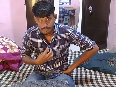 Snapshot of krishjaat43 chatting on July 1, 2:13 am krishjaat43 online show from July 1, 2:13 am