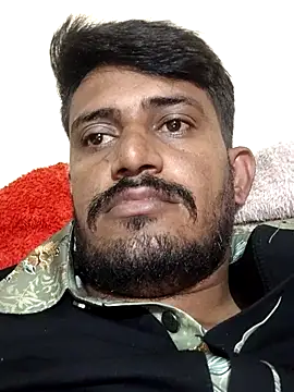 Snapshot of krishjaat43 chatting on July 5, 2:40 am krishjaat43 online show from July 5, 2:40 am