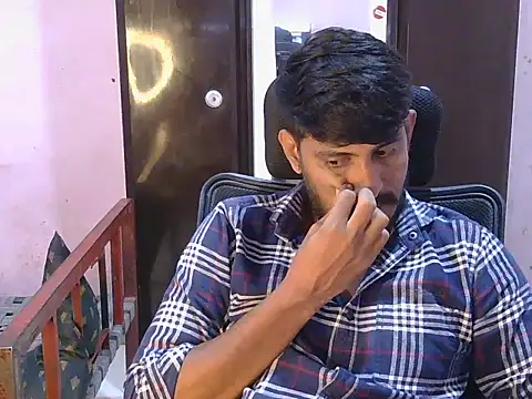 Snapshot of krishjaat43 chatting on July 25, 7:06 am krishjaat43 online show from July 25, 7:06 am
