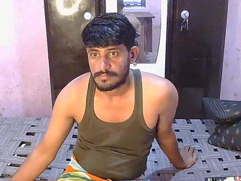 Snapshot of krishjaat43 chatting on July 27, 10:44 am krishjaat43 online show from July 27, 10:44 am