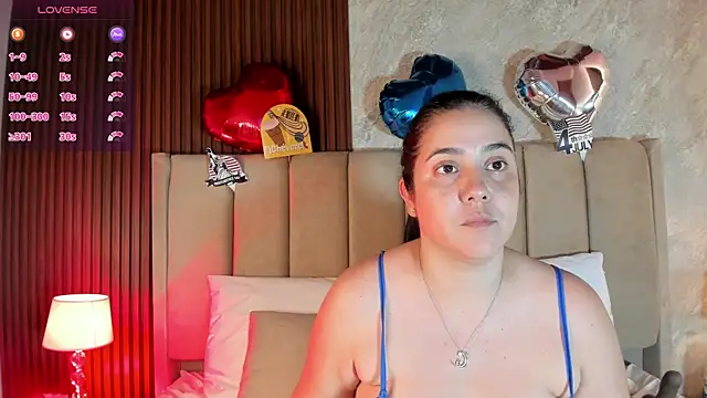 Snapshot of _Cris_Spicy_ chatting on July 4, 7:31 pm Cris Spicy online show from July 4, 7:31 pm
