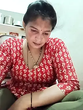 Snapshot of Chhaya_hot chatting on April 27, 4:21 am Chhaya hot online show from April 27, 4:21 am