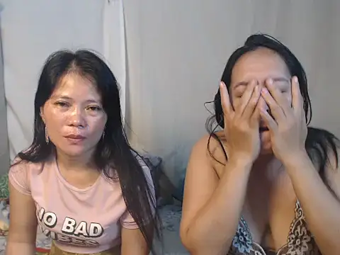 Snapshot of urasian_davao chatting on June 16, 2:03 am urasian davao online show from June 16, 2:03 am