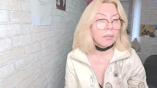 Wendy Waves online show from October 28, 10:41 am