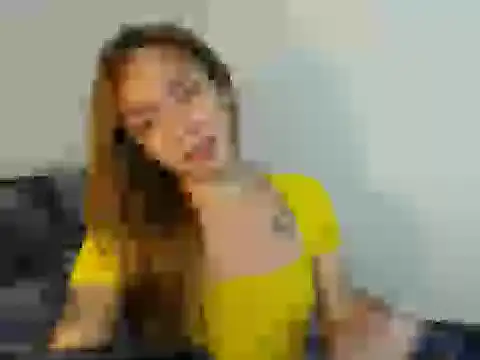 Snapshot of urGoddessChloexxx chatting on September 16, 2:23 am urGoddessChloexxx online show from September 16, 2:23 am