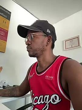 AndyCalifornia1 online show from July 10, 5:15 pm