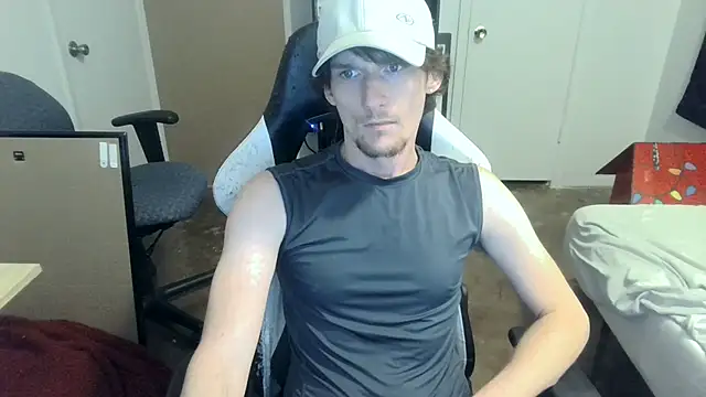 Snapshot of Partyguy92 chatting on November 13, 1:37 am Partyguy92 online show from November 13, 1:37 am