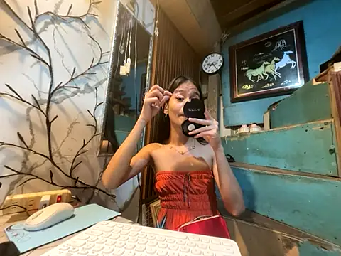 Snapshot of asya_chris chatting on December 1, 11:26 am asya chris online show from December 1, 11:26 am