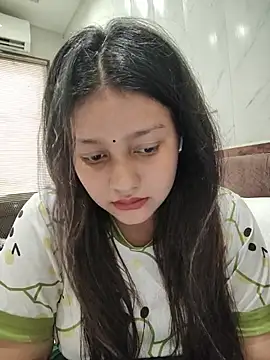 Snapshot of Dipali143143 chatting on July 17, 11:17 am Dipali143143 online show from July 17, 11:17 am