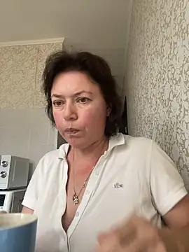 Kiravix online show from November 4, 9:30 am