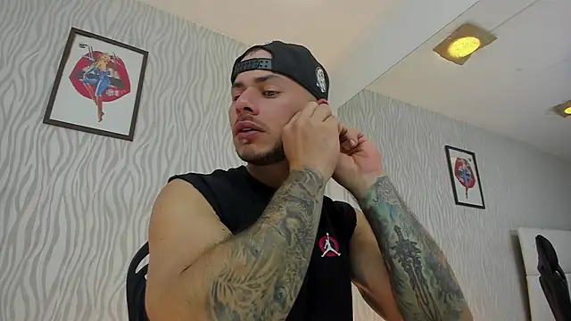 dylan jacobx online show from September 20, 3:18 am