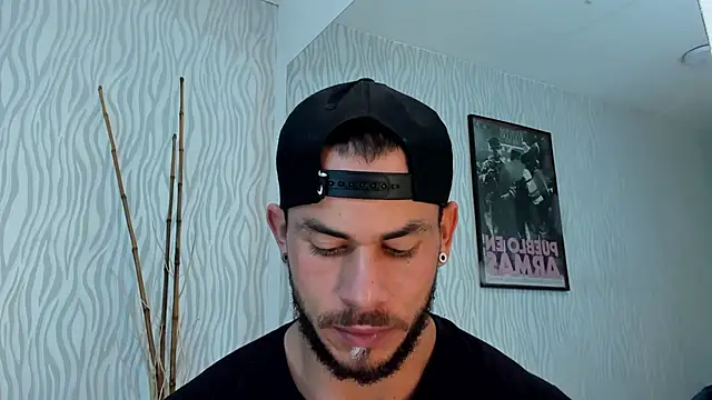 dylan jacobx online show from May 3, 1:33 am