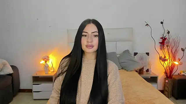 Snapshot of hannahdvil1 chatting on November 14, 12:48 pm hannahdvil1 online show from November 14, 12:48 pm