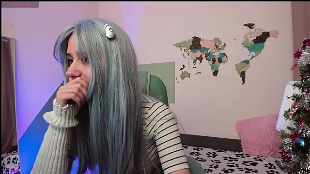 Snapshot of meomeee chatting on December 14, 4:45 pm meomeee online show from December 14, 4:45 pm